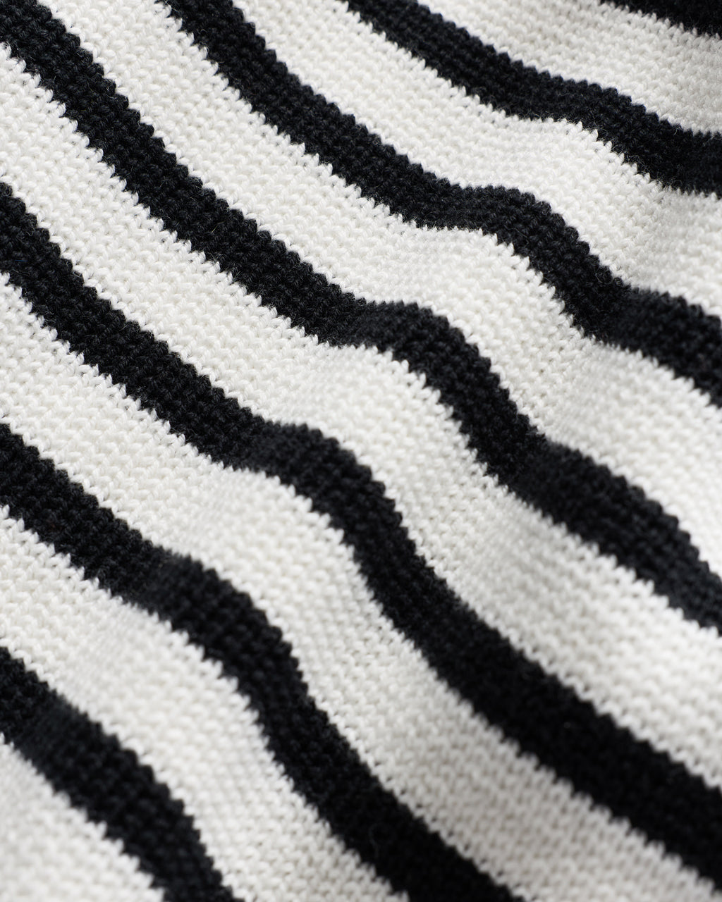 100% Organic Cotton Sweater Jacket in Ivory/Black - Knit texture detail