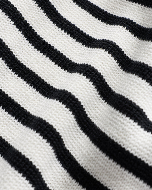100% Organic Cotton Sweater Jacket in Ivory/Black - Knit texture detail
